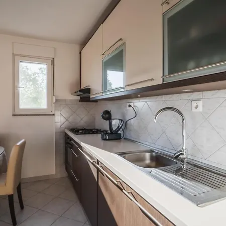 بيت للعطل Kulusic House Unesic