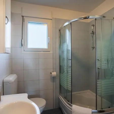 بيت للعطل Kulusic House Unesic